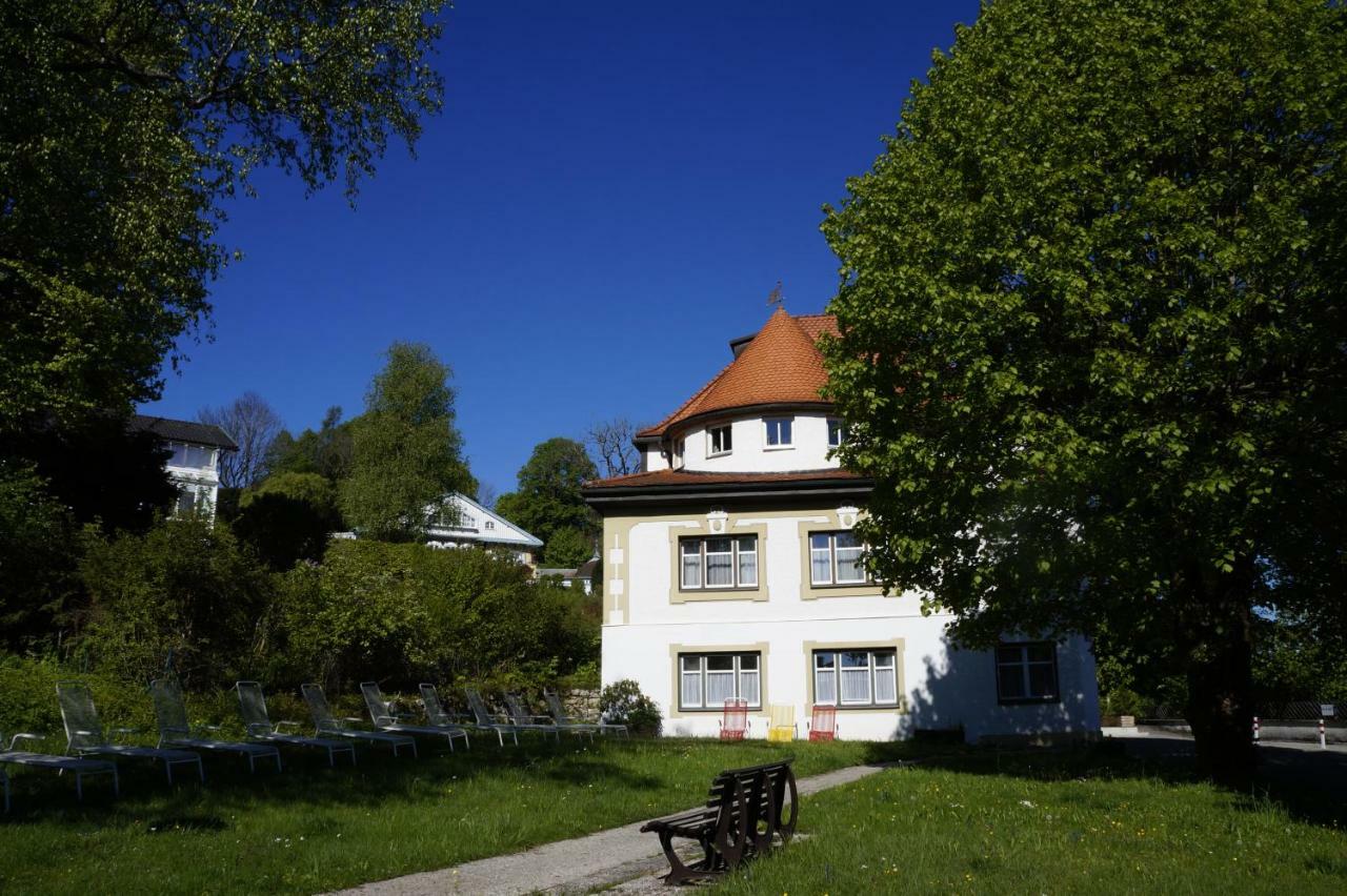 HOTEL VILLA AM PARK BAD TOLZ 3* (Germany) - from £ 82 | HOTELMIX